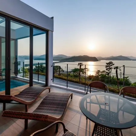 Goseong Oho Rock Pool Villa Pension