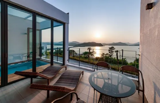 高城Oho巖石池別墅旅館