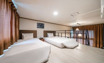 Hotel Hue Loft