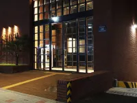 Hotel 498 Hotels near Seonhak Station