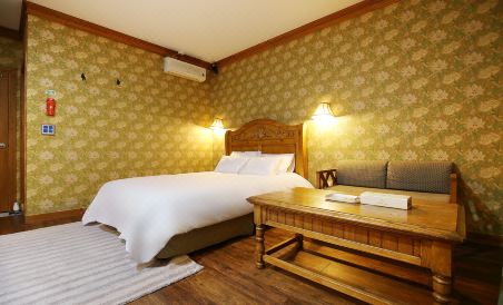 Suanbo Hotel Screen - Housity