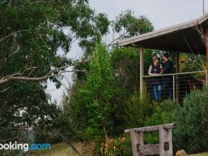 巴林頓隱密河濱小屋旅館