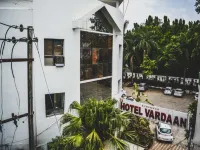 Hotel Vardan