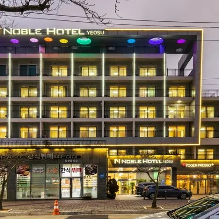 Noble Hotel
