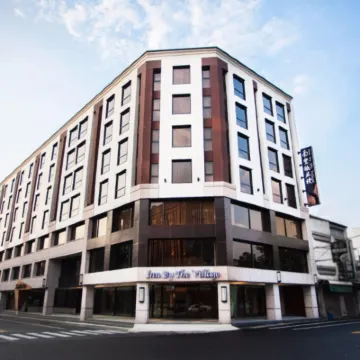 Inn By The Village Hotels near Donghai Sports Park
