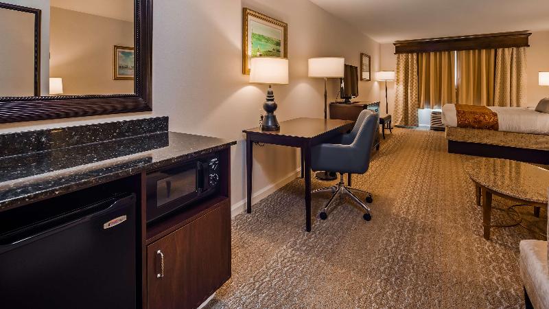 Best Western Plus Vineyard Inn & Suites