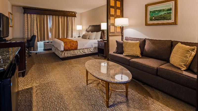 Best Western Plus Vineyard Inn & Suites