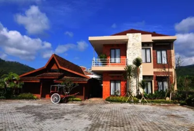 Bata Merah Hotel dekat Offroad jeep coban talun batu malang