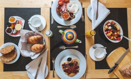 Cordilleras House Bed & Breakfast - Housity