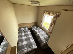 3 Bed 8 Berth Caravan in California Cliffs - M1