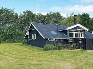 Cosy Holiday Home in Hemmet with Terrace on Lush Green Plot