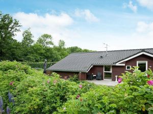 8 Person Holiday Home in Juelsminde