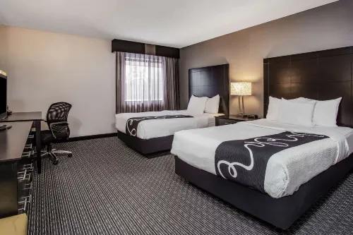 La Quinta Inn by Wyndham Oshkosh - Wifi
