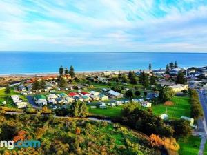 Moana Beach Tourist Park