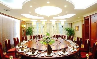 Changchun Universal Hotel (Chongqing Road Huocheng)