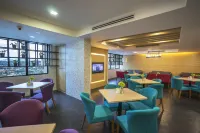 Crystal Crown Hotel Petaling Jaya - bar