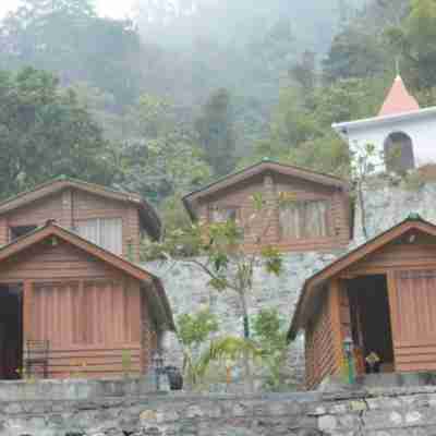 Junglee Resort Hotel Exterior