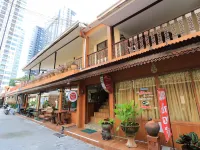 The Siam Guest House Hotels in Bang Lamung