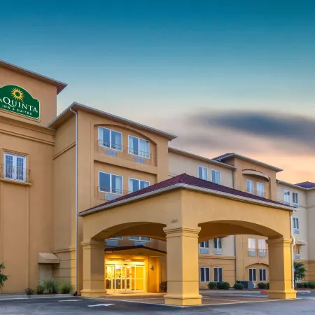 La Quinta Inn & Suites by Wyndham Atlanta-Union City