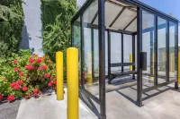 The Hills Inn Eagle Rock - Near Old Town Pasadena