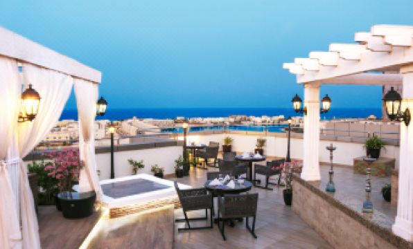 Ramada Hotel & Suites by Wyndham Amwaj Islands Manama