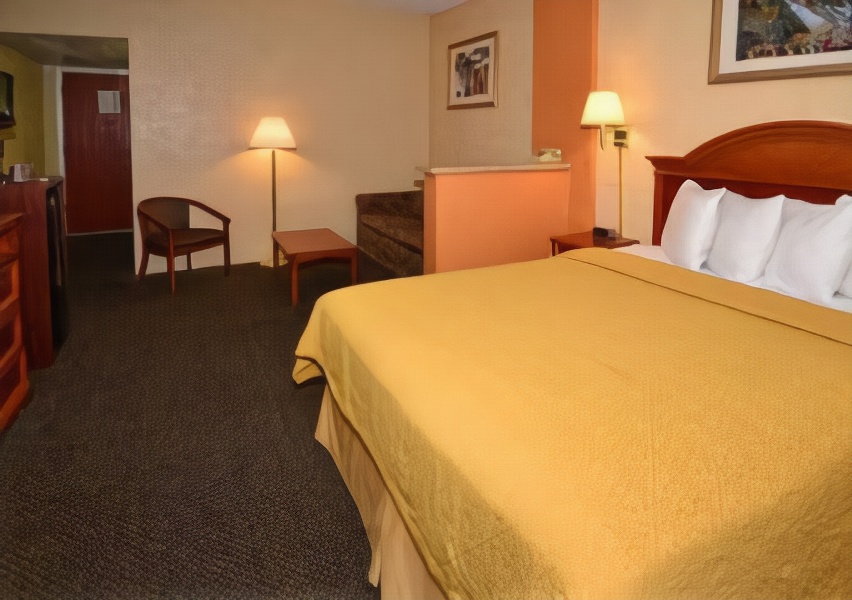 Quality Inn and Suites Goodyear