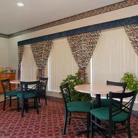 Econo Lodge Texarkana I-30