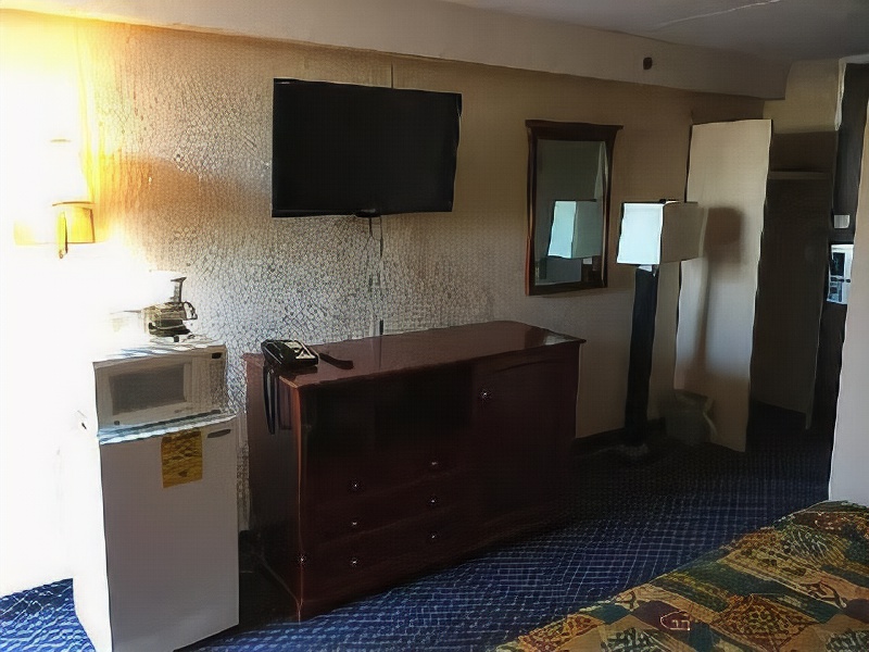 Travel Inn Petersburg Fort Lee