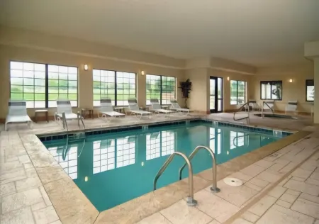 Spark by Hilton Cincinnati Fairfield Отели в г. Фэрфилд