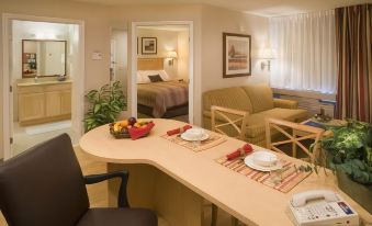 Sonesta Simply Suites Dallas Richardson