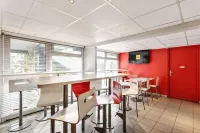 Premiere Classe Saint Quentin EN Yvelines - Elancourt Hotels in Maurepas