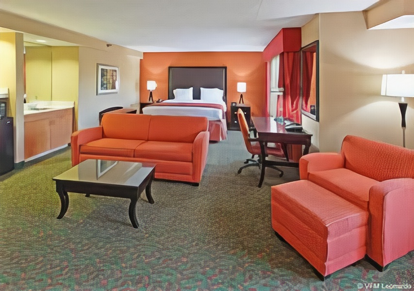 Holiday Inn Express Tyler South, an Ihg Hotel