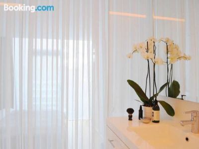 Minimalistic in Premium Location