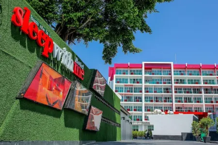 Sleep with ME Hotel Design Hotel @ Patong