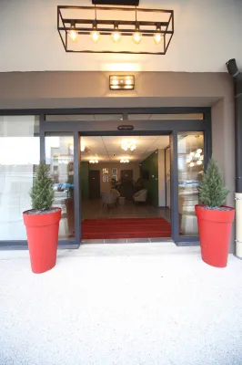 Best Western Hotel Fontaine Argent Các khách sạn gần University of Franche-Comté