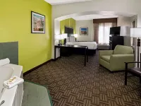 La Quinta Inn & Suites by Wyndham Fruita Hotels in Mesa County