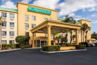 La Quinta Inn & Suites by Wyndham Melbourne Viera Hotels near Bed Bath & Beyond