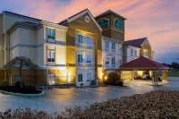 La Quinta Inn & Suites by Wyndham Lexington South / Hamburg فنادق في Winchester