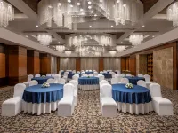 Radisson Blu Hotel Ahmedabad Hotels near Paldi