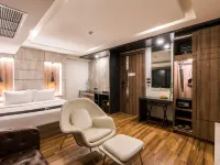 Acqua Hotel Hoteles cerca de Bazar Nocturno de Pattaya