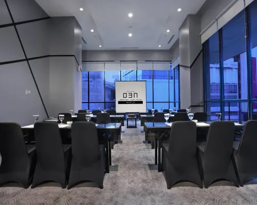 阿斯頓尼奧加查馬達坤甸飯店 商務設施 Photos