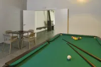 เมอร์เซเดส คันทรี เฮาส์