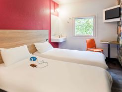 Hotelf1 Clermont Ferrand Est