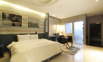 Iksan Kakao Self Check-in Motel