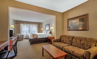 Comfort Inn & Suites