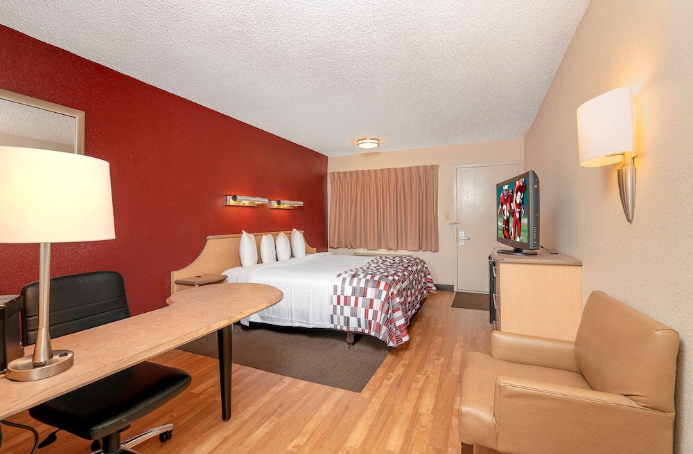 Red Roof Inn Detroit-Rochester Hills/ Auburn Hills