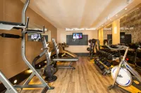 Villa Saint Exupery Beach Hostel - Gym