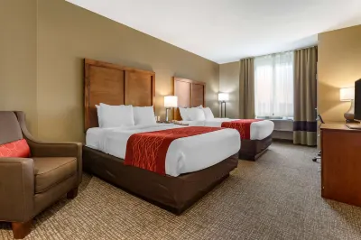 Comfort Inn & Suites Near Mt Rushmore Hotels in West Pennington