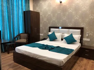 Hotel Wisteria Zirakpur - Main Highway Hotel