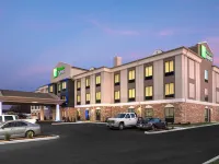 Holiday Inn Express HUTCHINSON by IHG Hotels in Reno County
